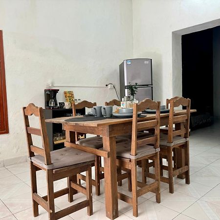 Casita Azul Colonial En El Centro De Merida. Экстерьер фото