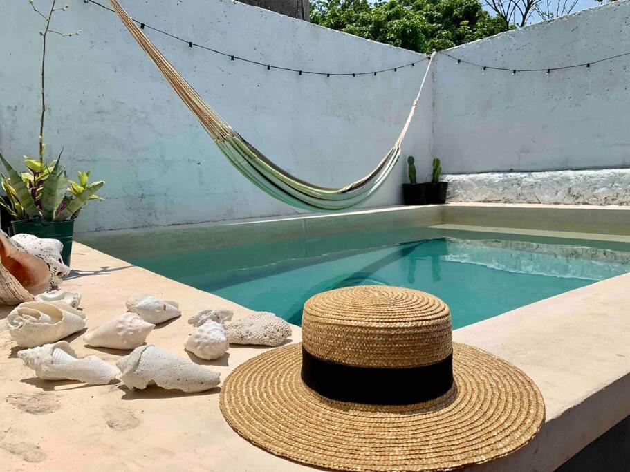 Casita Azul Colonial En El Centro De Merida. Экстерьер фото