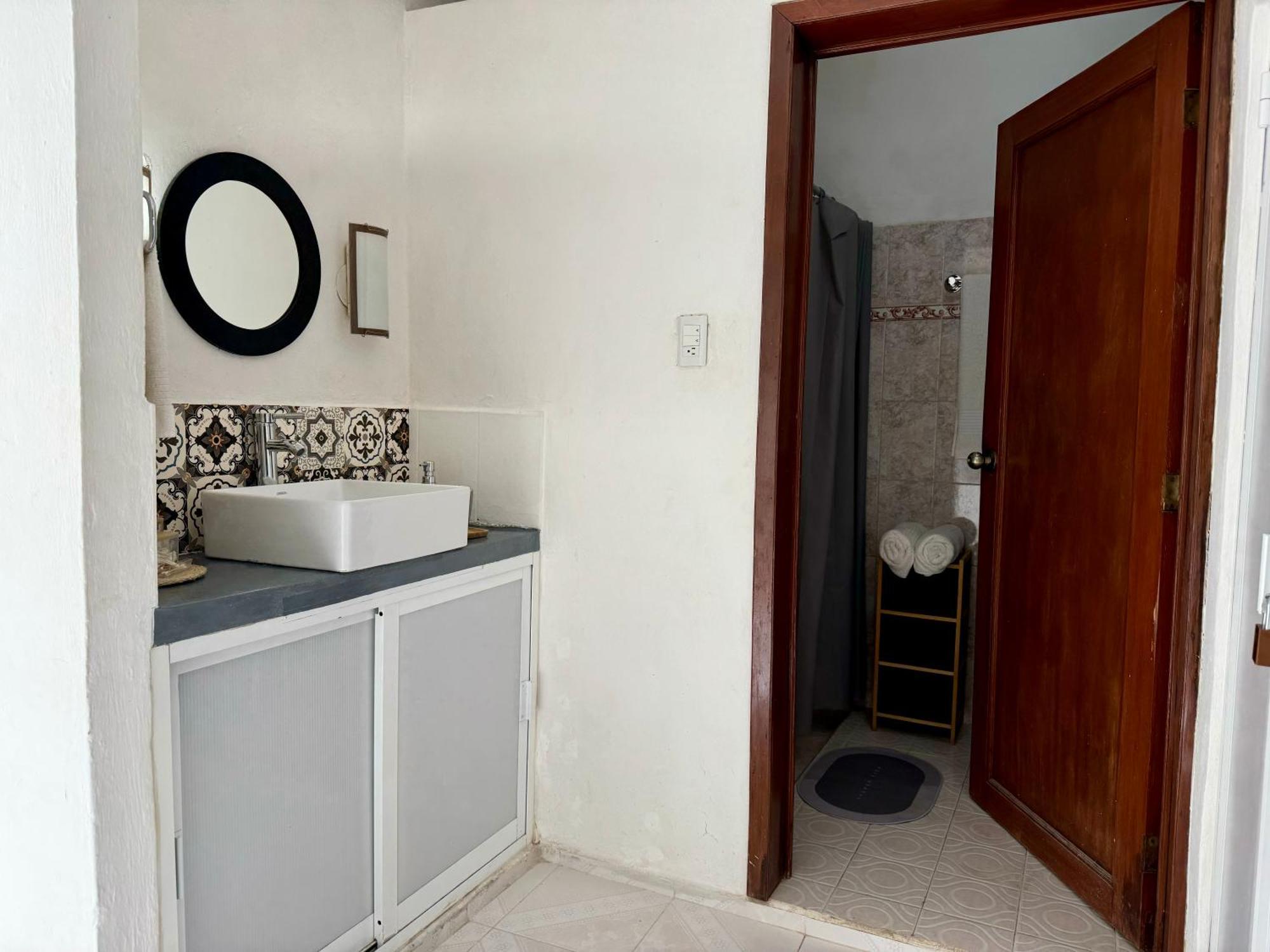 Casita Azul Colonial En El Centro De Merida. Экстерьер фото